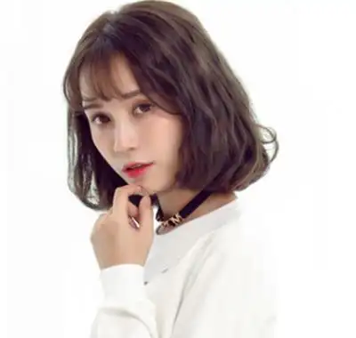 齐肩短发烫发的优雅淑女小女人-好发型