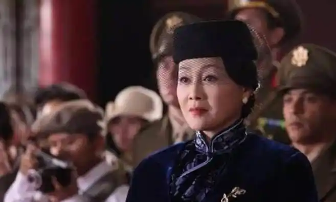 同时,王姬的女儿高丽雯实在是不忍心看着妈妈这么辛苦下去,最终决定