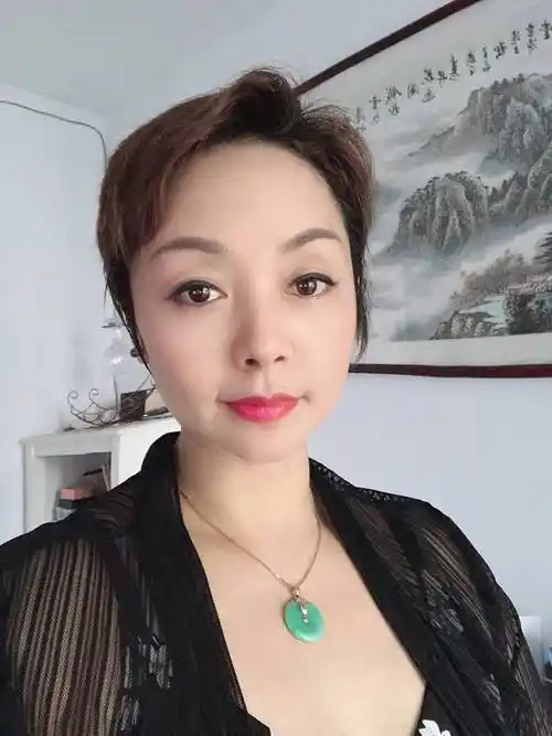 49岁离异女征婚照片(id:3556331)_北京北京征婚交友_我主良缘网