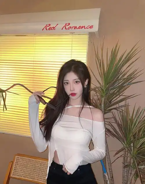 美女主播米娜娜性感图片_斗鱼主播米娜娜图片_三千图片网