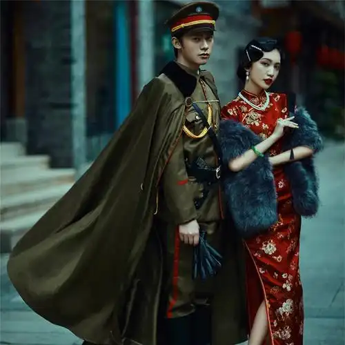 影楼民国拍照情侣剧本杀军装大帅军阀阔太旗袍街拍摄影写真演出服