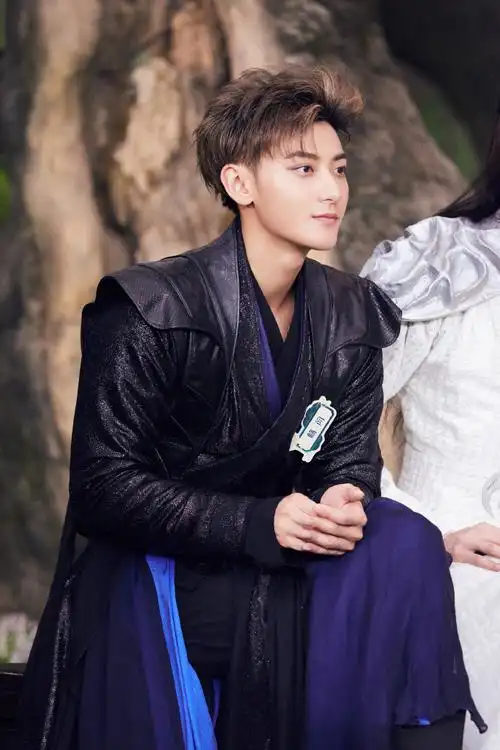 黄子韬萌探探探案3