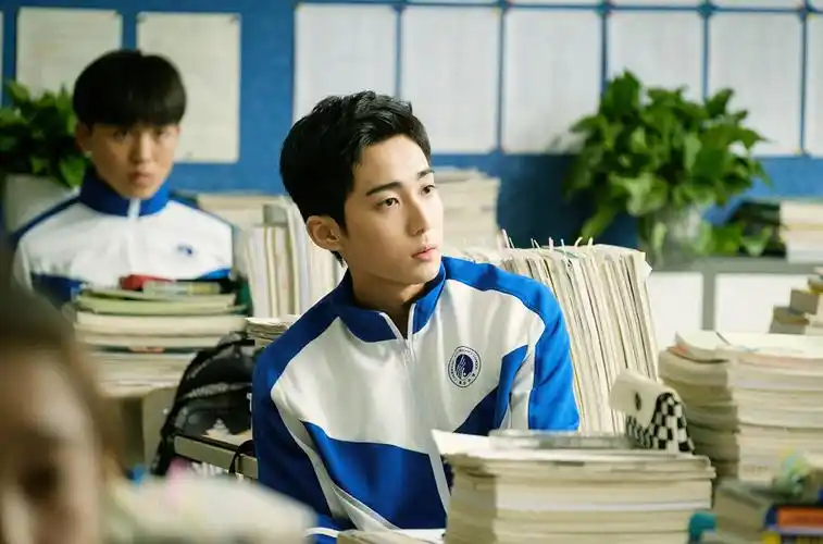 小欢喜郭子凡季杨杨(郭子凡小欢喜腹肌)