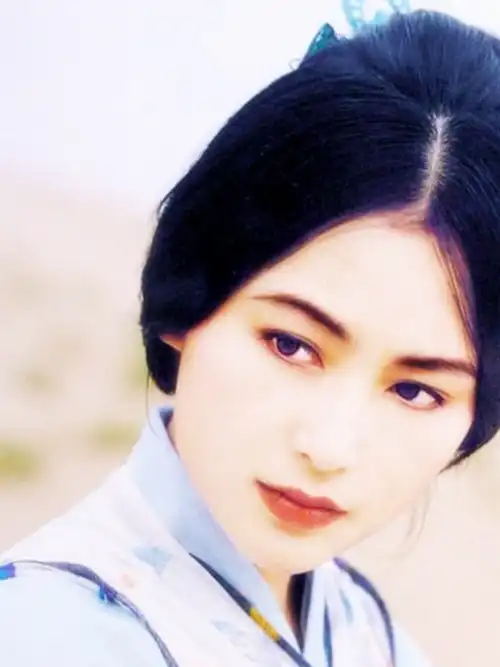 陈红代表作品有《聊斋志异之峨眉一笑》《三国演义》《水云间》《春光