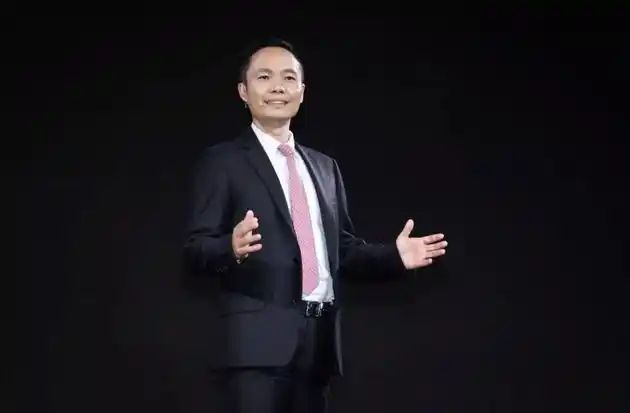 oppo陈明永以reno开启oppo新十年深耕手机业务