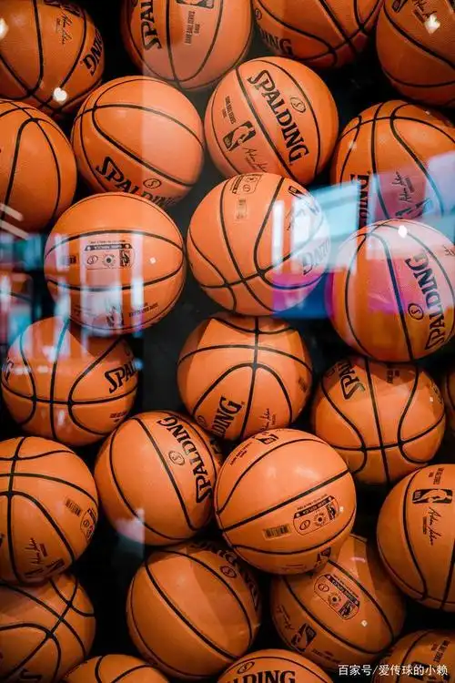 一组适合做壁纸的唯美篮球图片