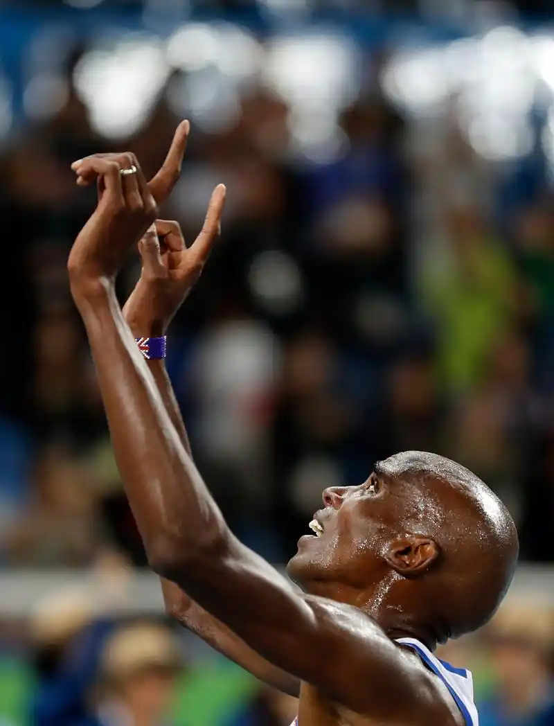 北京时间2016年8月14日,里约奥运会,男子10000米决赛,法拉赫成功卫冕.