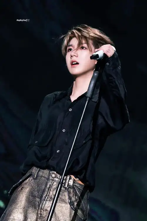 巅峰盛典阵容##王源出席qq音乐巅峰盛典##王源看我们如何相遇vlog