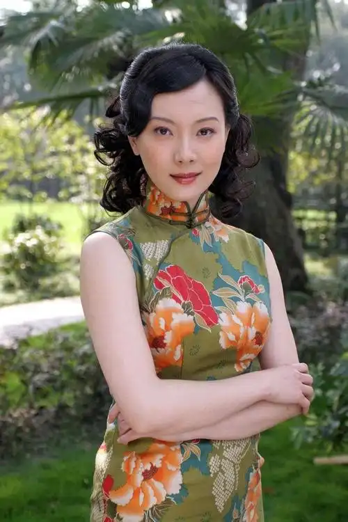 "年代剧女神",旗袍女王一一著名演员陈数