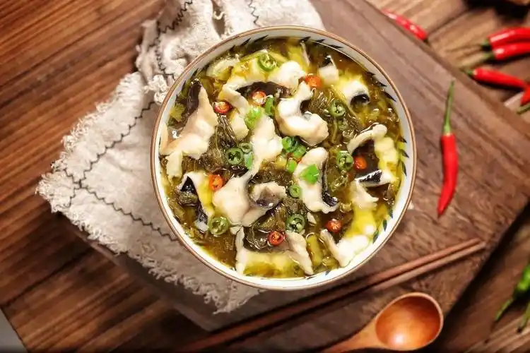 孩子放心吃的无骨无刺酸菜鱼