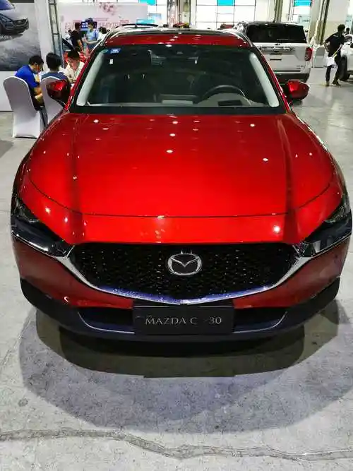 lumier 的想法: 马自达的魂动红车漆确实好看!cx-30后排… - 知乎