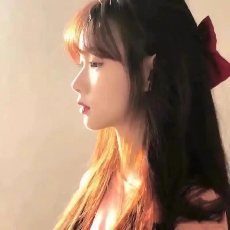 超级漂亮的女生侧脸头像 女生侧颜杀