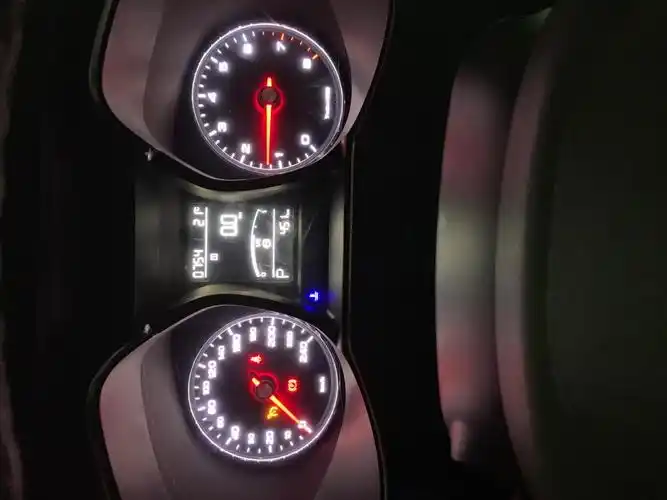 这个亮起是什么问题谢谢