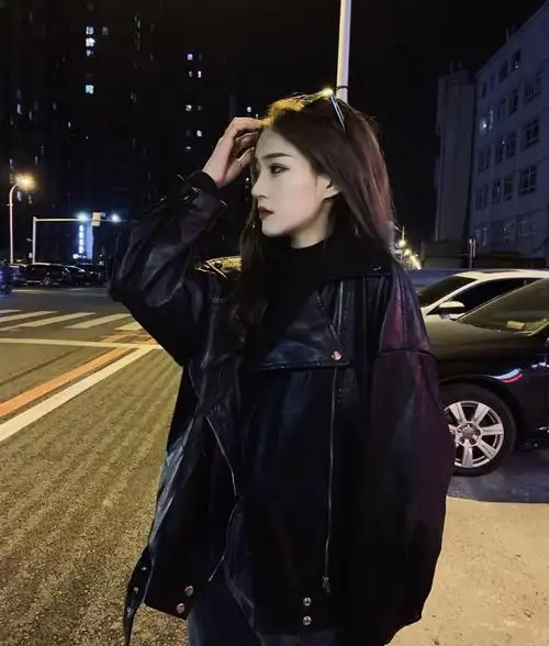 社会衣服快手红人巨婴同款黑色机车女生皮衣精神皮衣