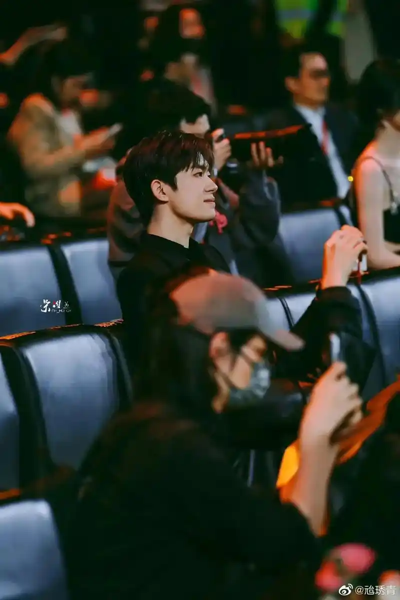 tfboys微博之夜 #与易烊千玺共赴微博之夜 #微博之夜 - 抖音