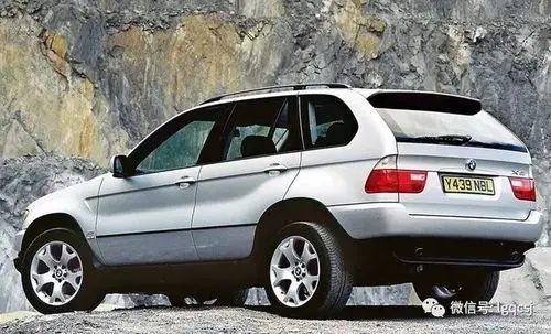 品牌故事二十岁生日快乐宝马x5历代车型发展回顾1