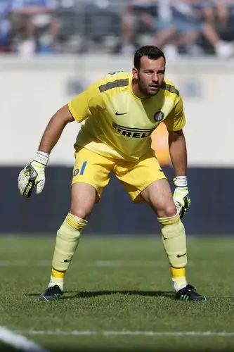 足球高清图:汉达诺维奇,2012-2016年在国际米兰的老照片36张