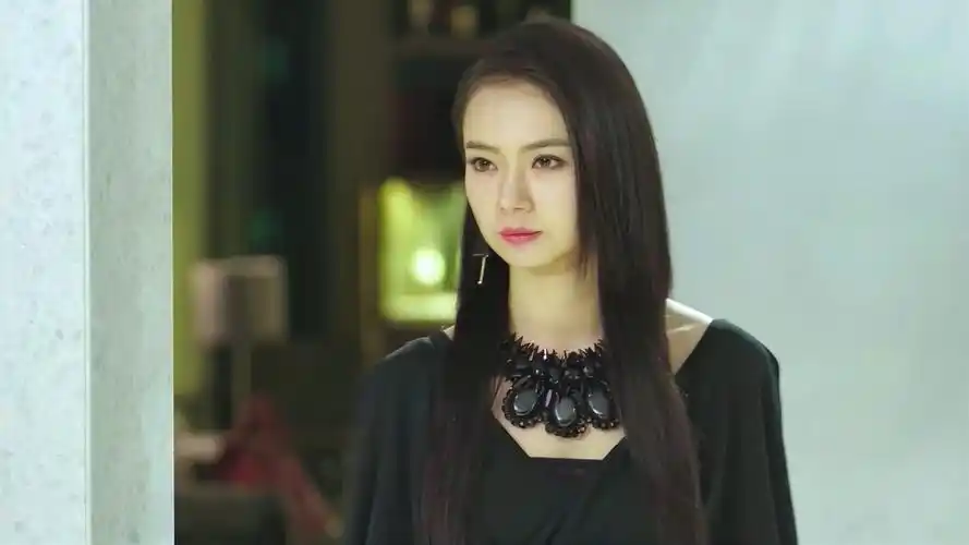 你好乔安真不愧是心机女故意设局让乔安伤心离开