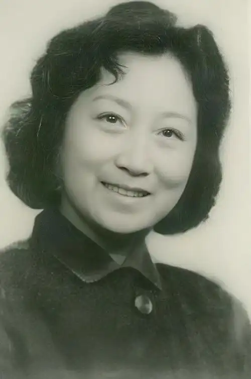 演员冯喆:与妻子有隔阂,49岁绝望自杀,妻子怀念的方式让人泪目