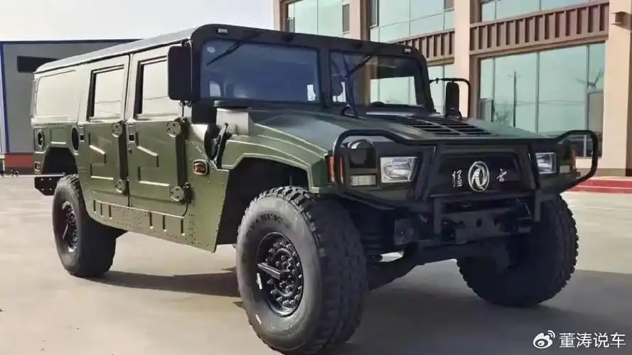 把装甲车开上大街,猛士917绝对炫酷