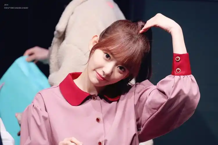 宫脇咲良 小樱花 izone