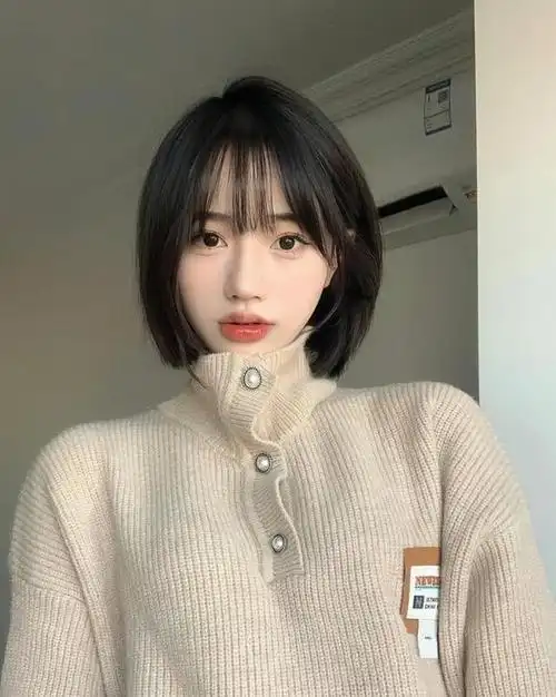 网易首页>网易号>正文申请入驻>长脸短发适合圆脸,长脸的一款短发发型