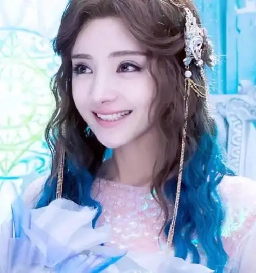 姜潮麦迪娜结婚上热搜让人很意外网友一直以为是单身