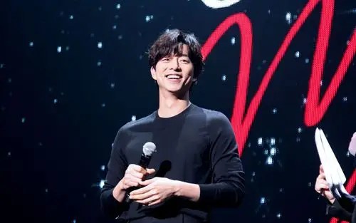 鬼怪釜山行男与女孔刘一个丑帅可爱绅士的大叔