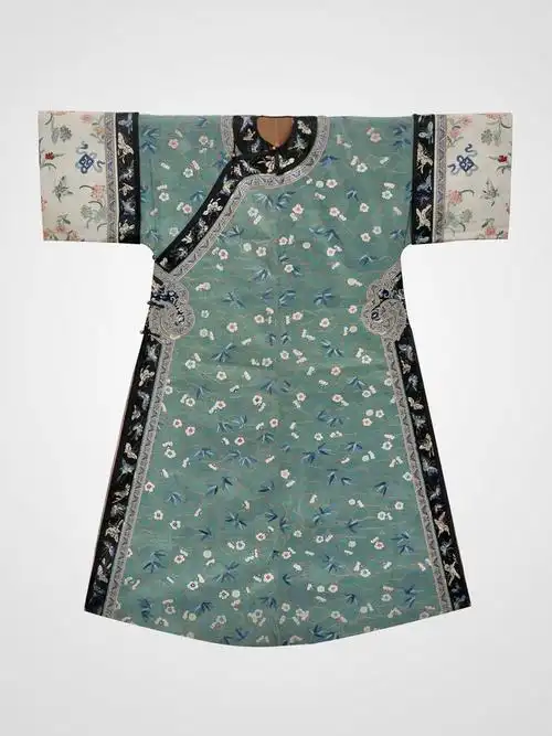 挽袖新词走近古代丝绸艺术品收藏家周峰的丝绸世界