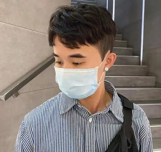 五款男士两侧短中间长的发型-两边剃光发型-帅哥发型网