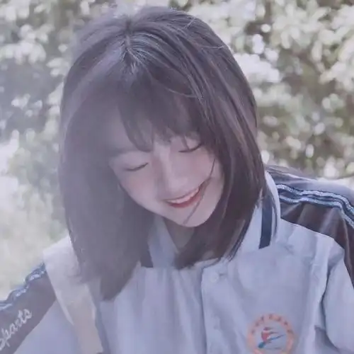 原宿风日系高冷可爱女生头像