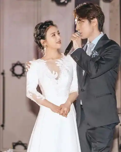 上海主持人中那些女大男小的夫妻,沈婷比丈夫大十岁_王冰皓_事业_陈辰