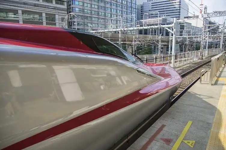 东北新干线e6系列"超级小町"免费的照片1920x1280分辨率查看