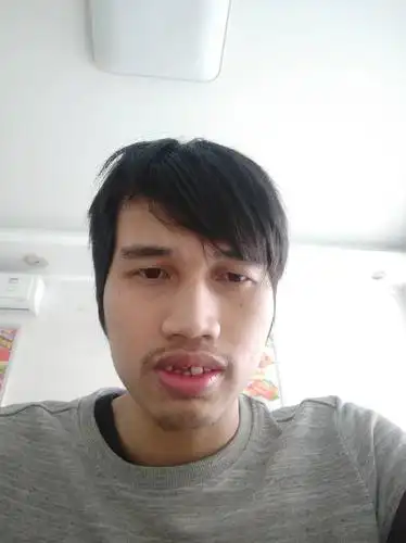 这人长的丑吗,是不是越看越难看