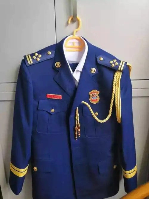 中国消防新着装,闪亮登场!