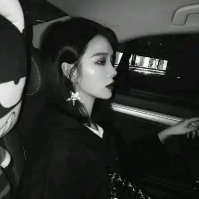 黑白女头像高冷 黑白孤傲高冷御姐头像 - 女生头像 - 潮人个性网