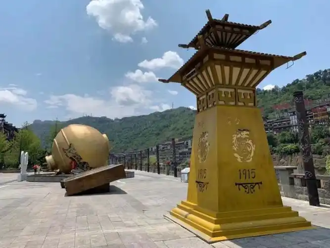 茅台镇,有酒有故事的地方|贵州避暑旅居第二团游记四