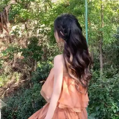 气质文静的优雅文艺森系女生头像 干净温柔很精致的小清新女头