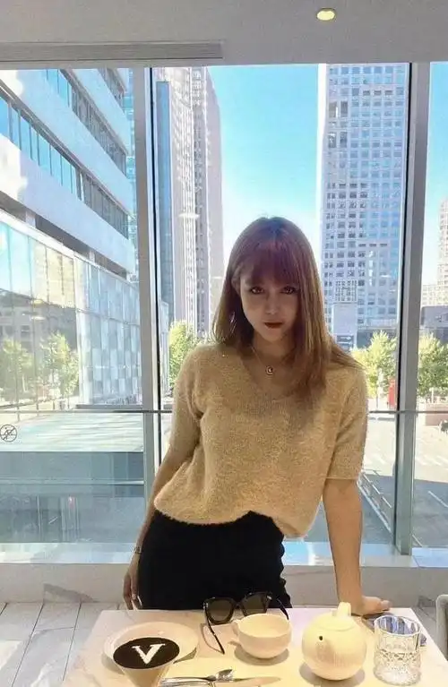 网友自曝被宁可在宝马里哭的马诺骗光钱马诺回应