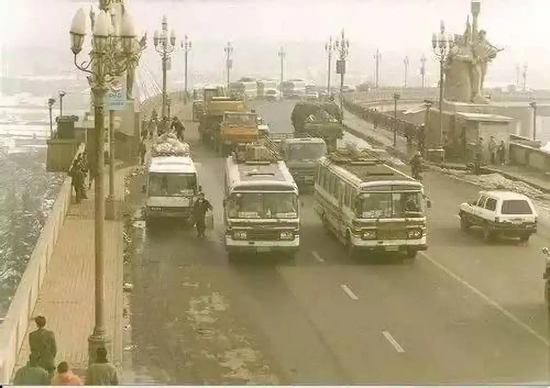 老照片  80年代的南京长江大桥  长江大桥是南京的标志性建筑,江苏的