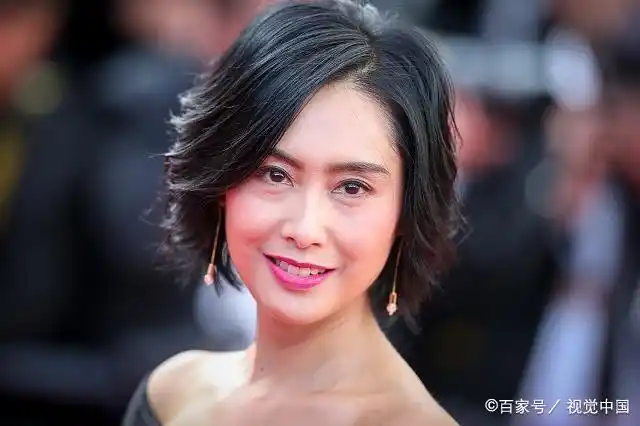 紫霞仙子朱茵近照曝光,岁月不饶人,曾经的女神如今不复存在