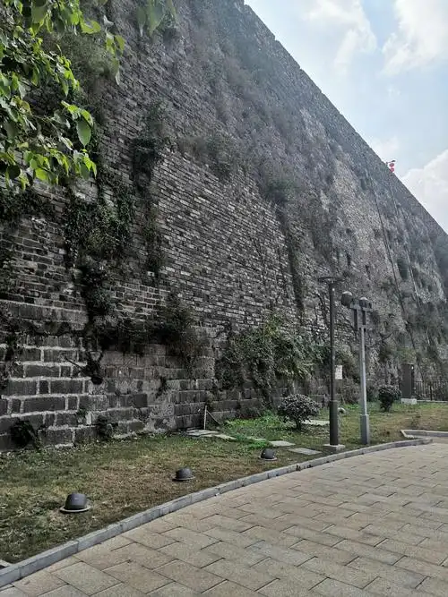 石头城—南京城墙一瞥