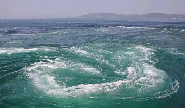 世界上最大的漩涡,理论上我掉进去应该出不来