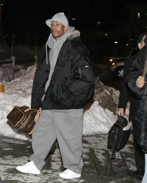 艾弗森穿搭特辑风格确实很独特