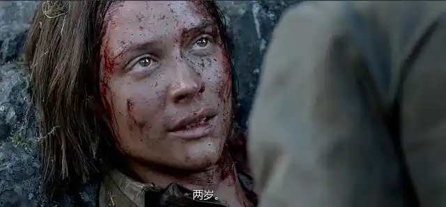 五位苏军女兵逐一阵亡,中国女服务员和苏联作者泪流满面