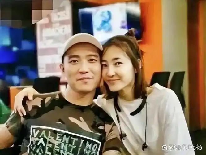 没有想到,王丽坤老公又冲上热搜了,引起了关注.