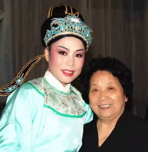 原北京红旗越剧团当家小生,表演艺术家陈少鹏逝世,享年91岁