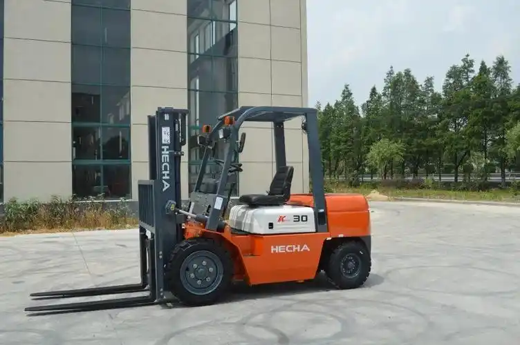 湖北省荆门买合力叉车公司半价转让正规原厂合力牌全新合力叉车能过户