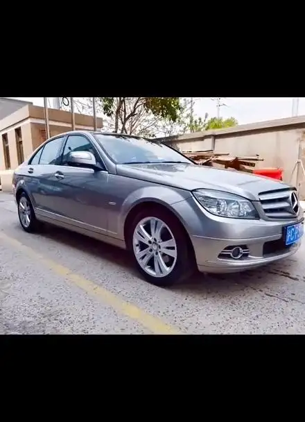 08年奔驰c200
