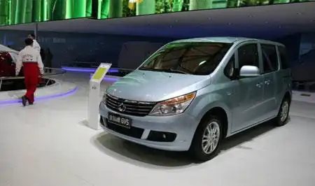 吉利全球鹰gv5亮相车展家用mpv的新主张